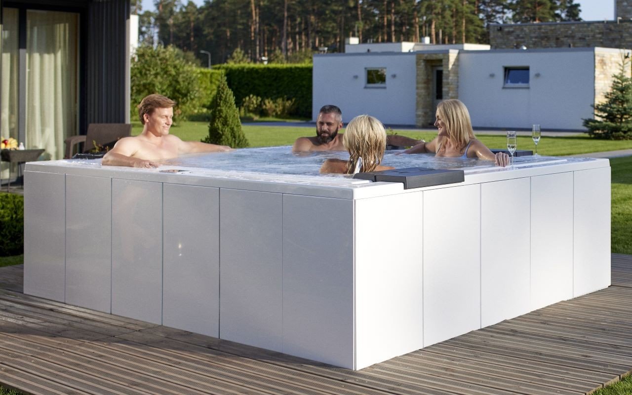 Aquatica Vibe Infinity Spa With Composite Siding (220/240V / 50/60Hz) picture № 0