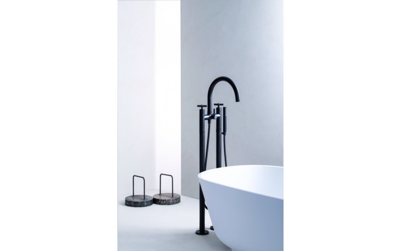 Aquatica Celine Floor Mounted Bath Filler (SKU-108) – Black Matte picture № 0