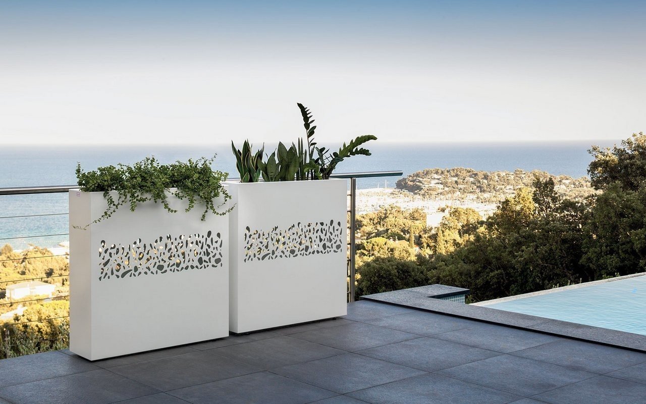 Stone Outdoor Decorative Planter Box by Talenti picture № 0